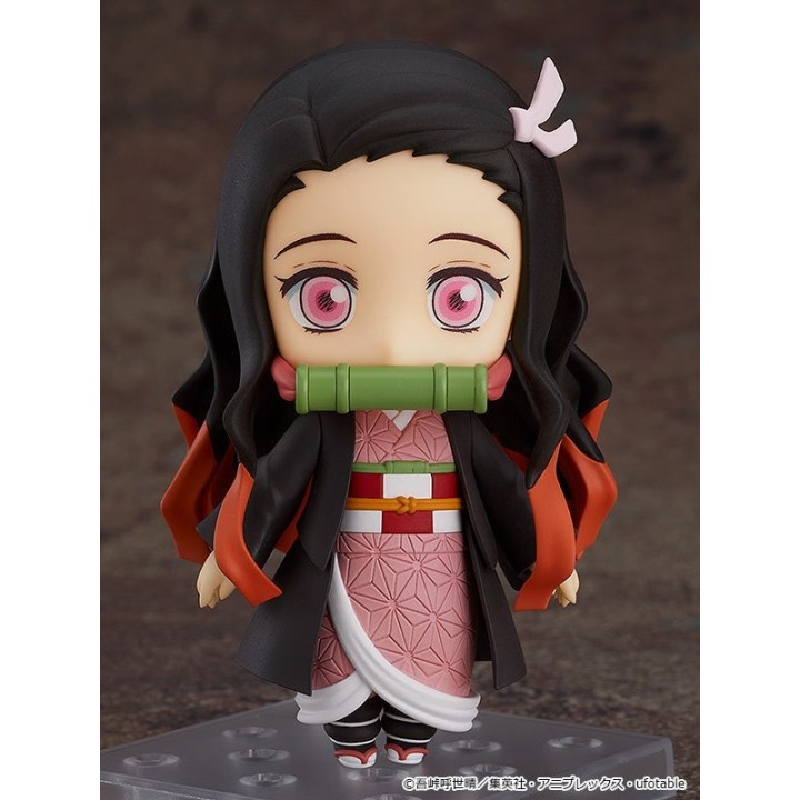 Nezuko pose alternativa